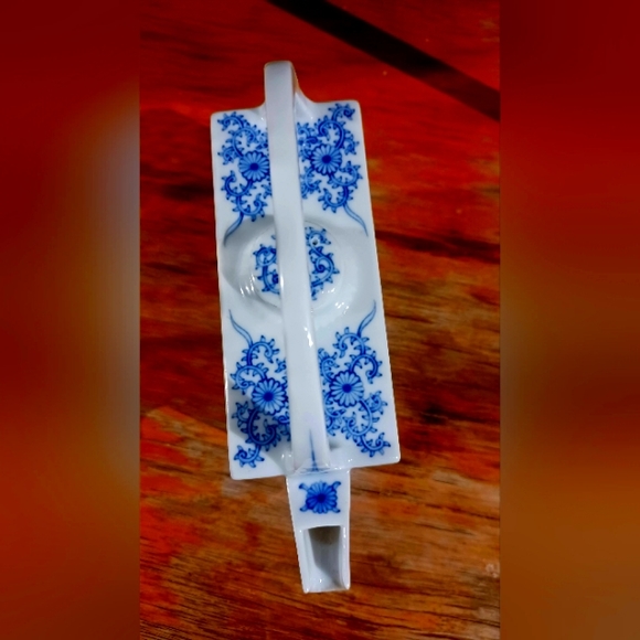 Vintage Handpainted CeramicTeapot w/Dragon Motif - Picture 4 of 4